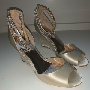 Badgley Mischka Ivory Wedges